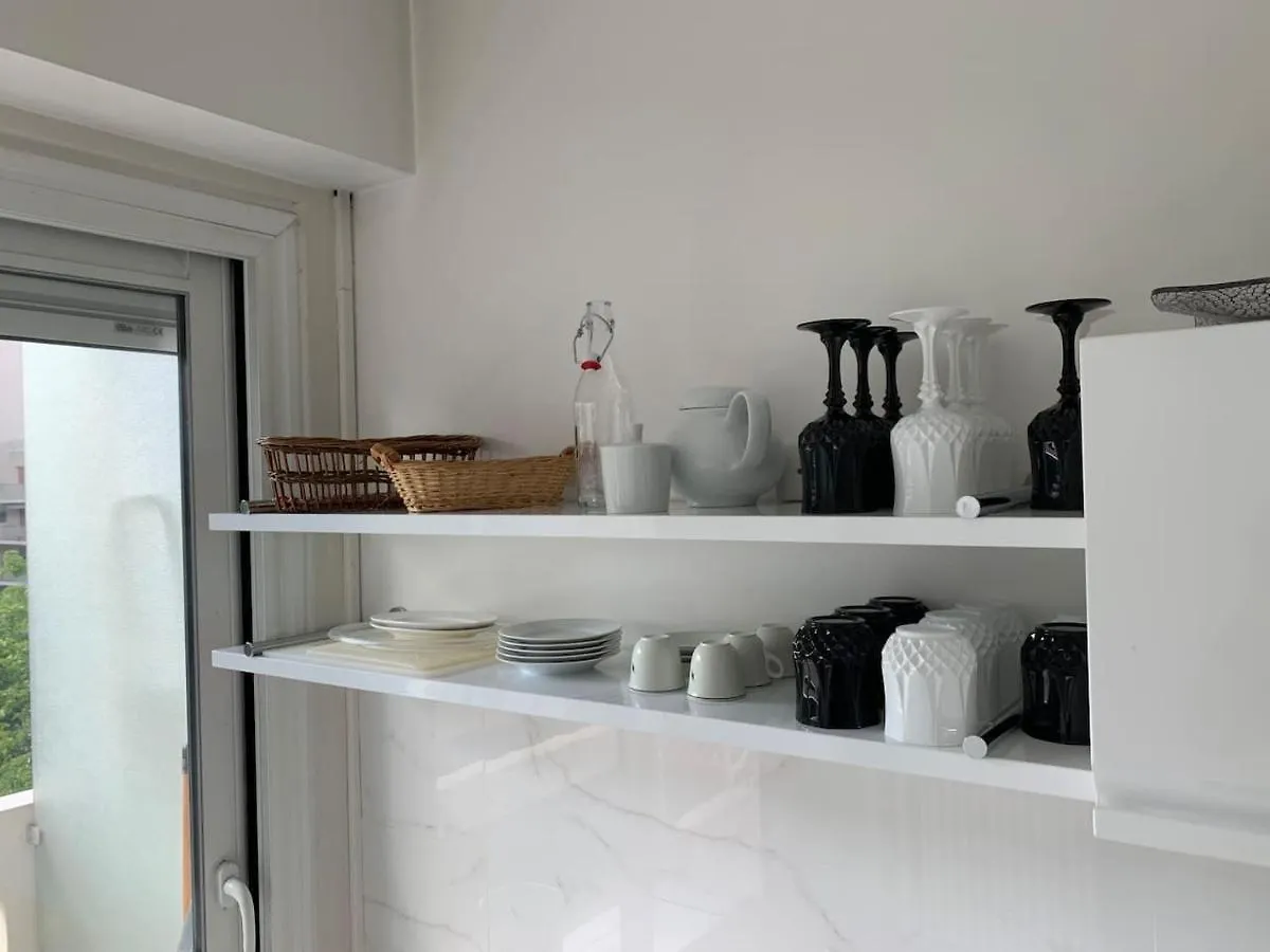 High Class Apartment Paris 15